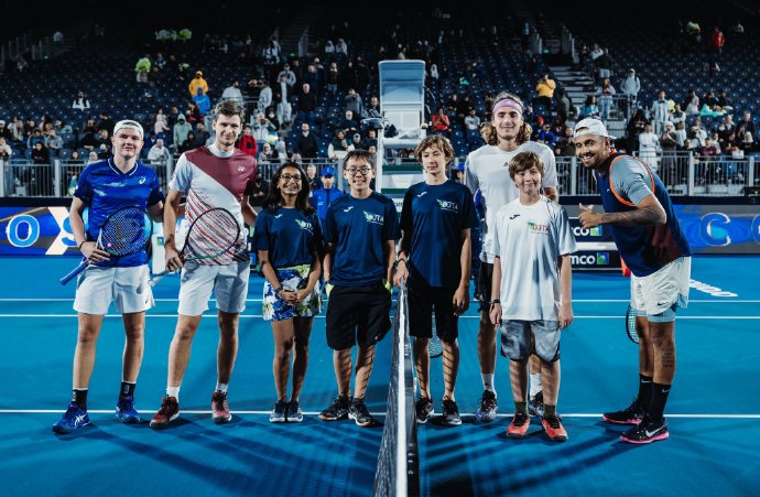 德国网球队碾压英国网球队,瓦林卡一己之力扛起全队的简单介绍 德国网球队碾压英国网球队,瓦林卡一己之力扛起全队的简单介绍