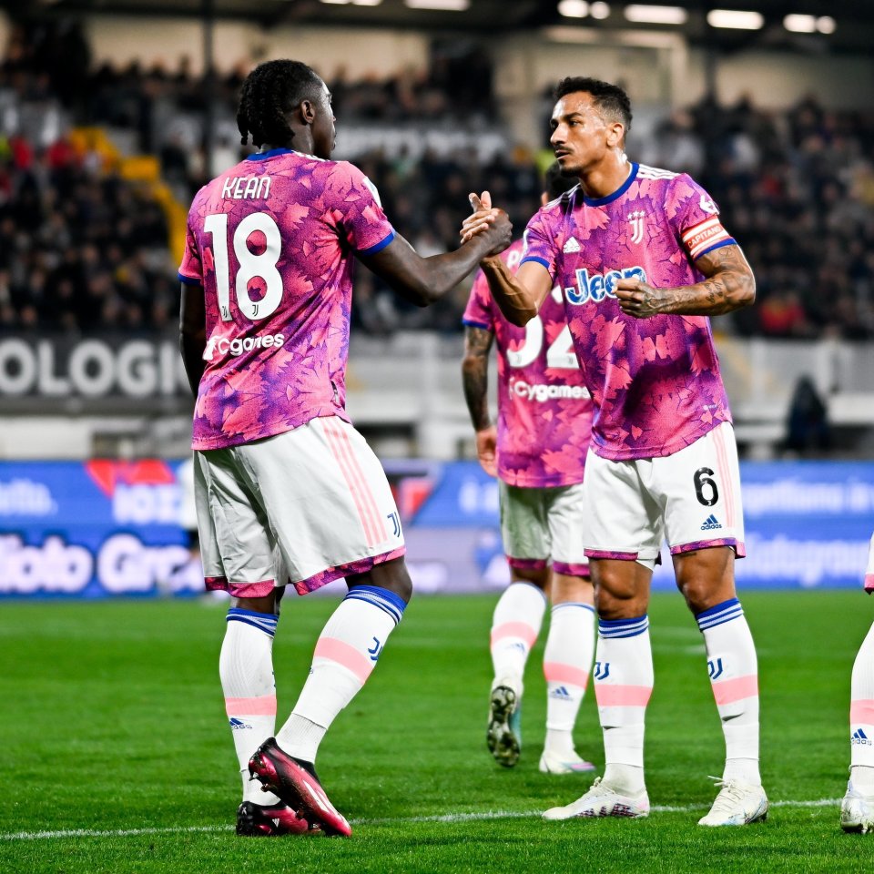 包含南特主场击败强敌,实现反弹的词条 包含南特主场击败强敌,实现反弹的词条