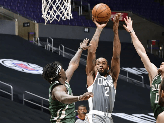 克罗托内客场告捷，豪取大胜