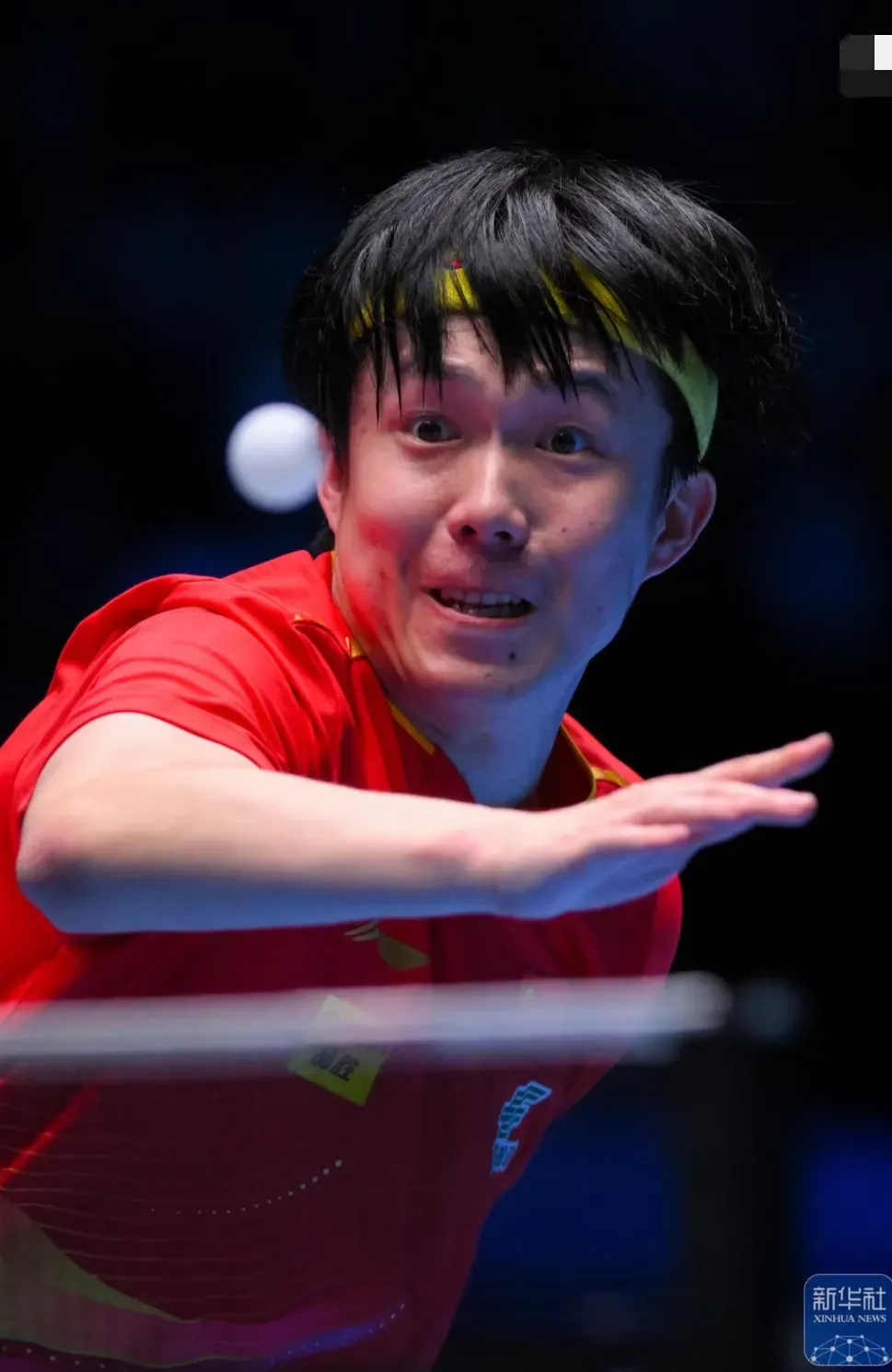 运动员的突破突破重围获得全场瞩目的简单介绍