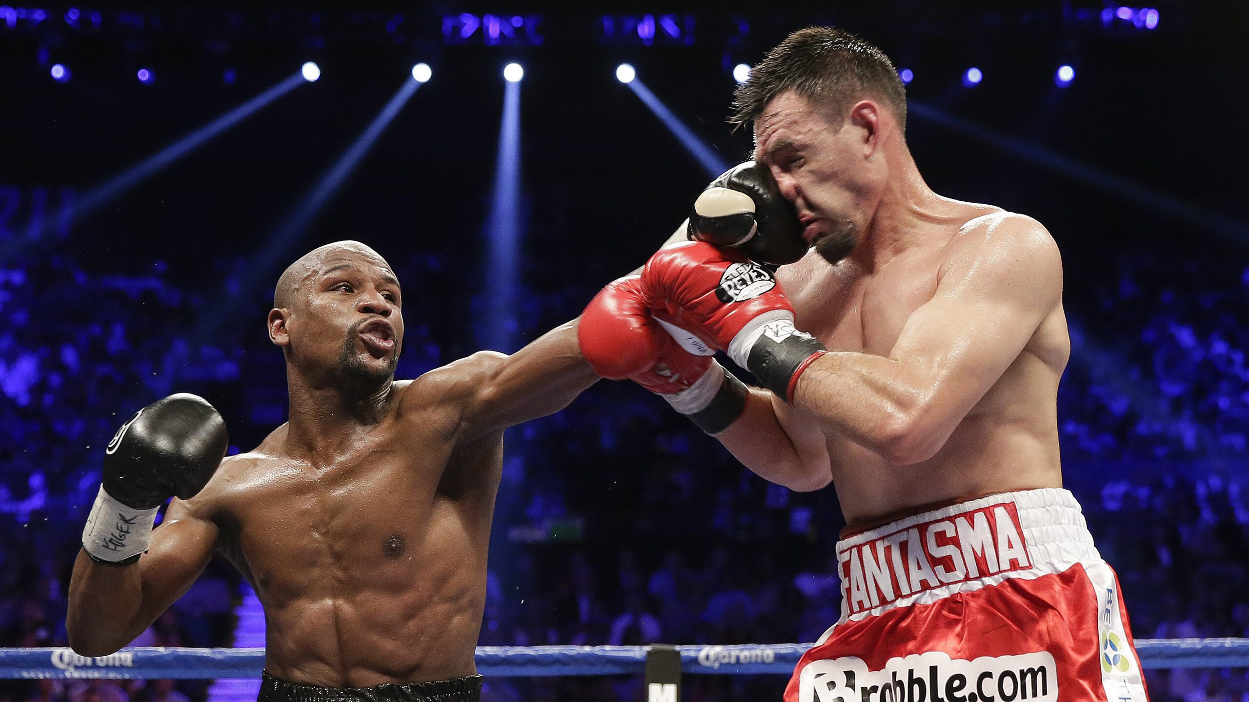 哈利伯顿的魔法时刻，深圳队对阵步行者，连续得分风暴拉开差距