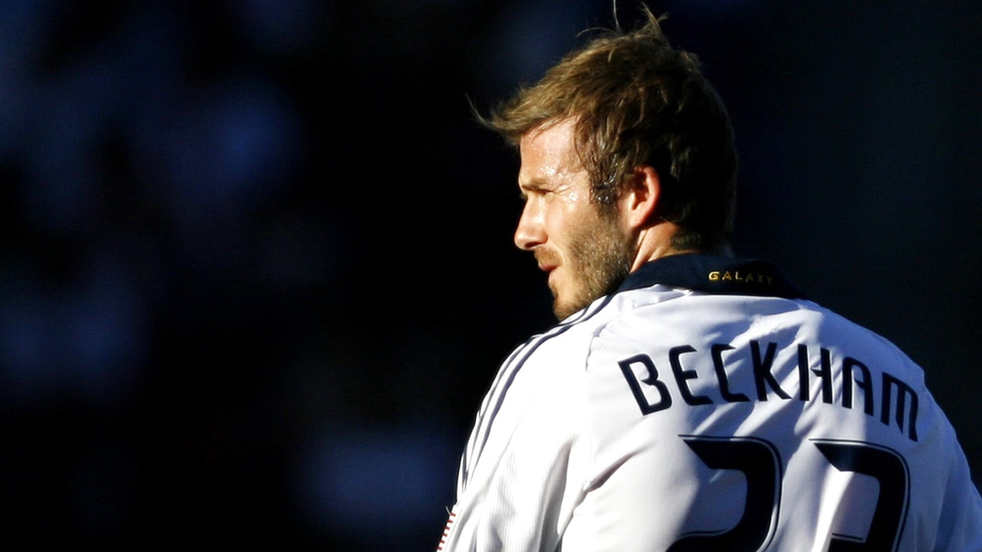 卡马文加冠军级表现闪耀欧洲杯，尤文基因助法国击溃瑞士晋级